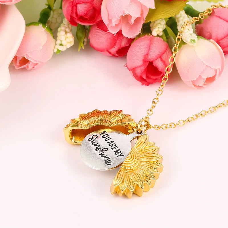 🔥🌞"You Are My Sunshine" Sunflower Necklace🌻(Double-sided engraving)